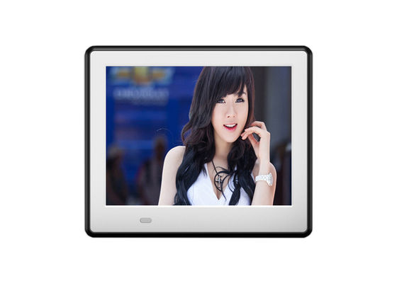 8-calowa lcd podświetlona HD 1024*600 cyfrowa ramka fotograficzna z drewnianą ramką i pełną funkcją dla formatu audio MP3/WMA/AAC/WAV